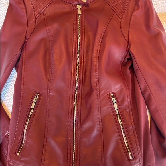 Express Burgundy Leather Motorcycle Jacket with Glossy Finish - Picture 4 of 8